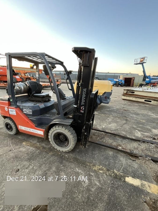 2022 TOYOTA 50-8FGU25