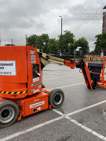 2022 JLG E300AJP