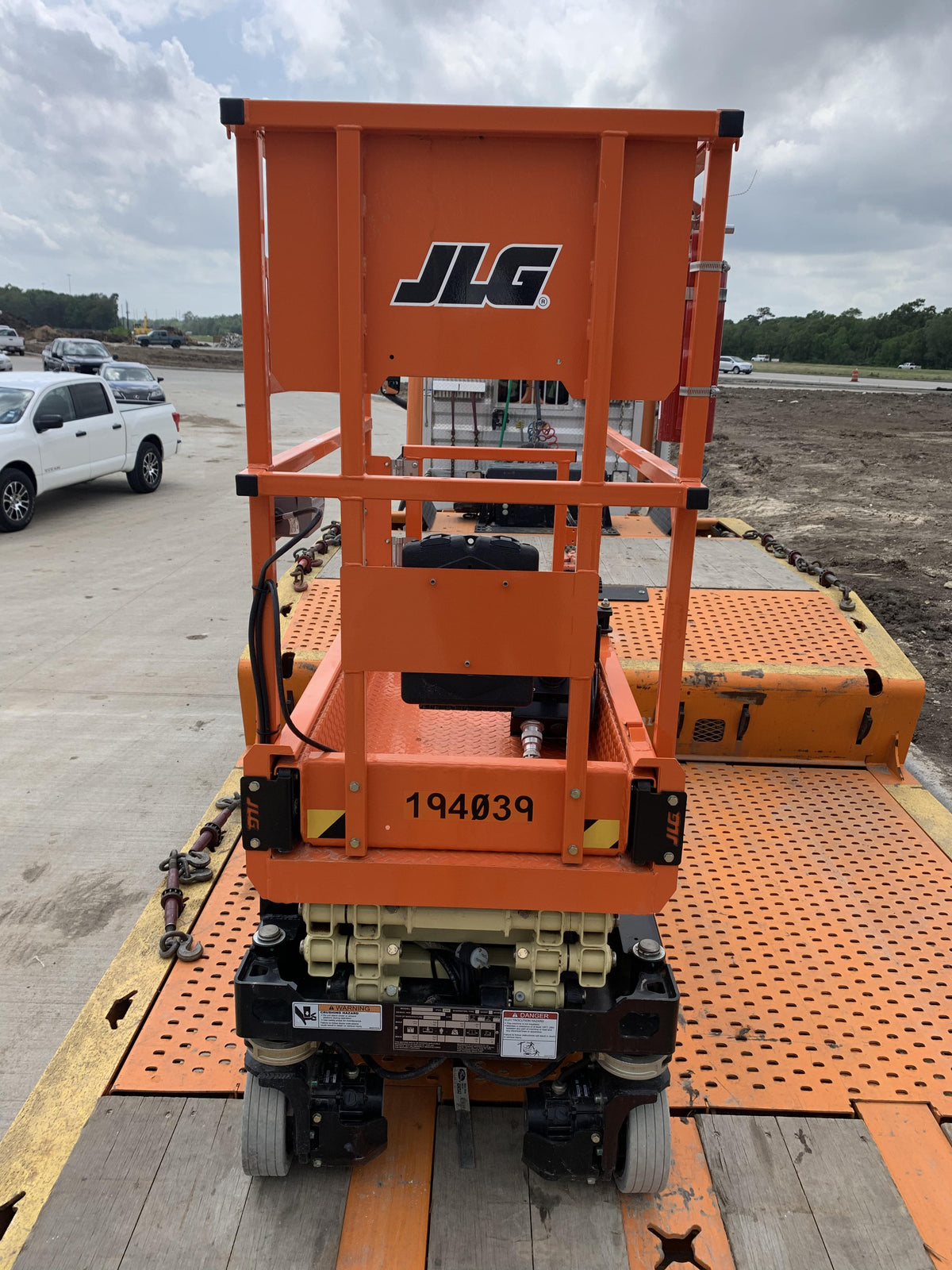 2021 JLG ES1330L