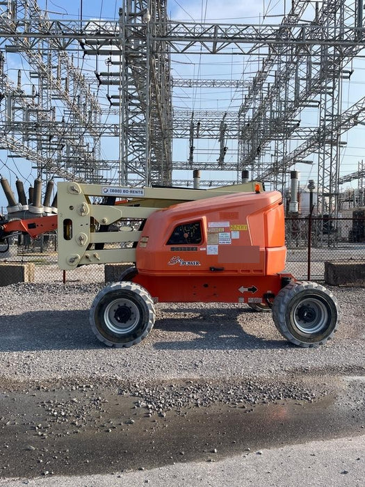 2019 JLG 450AJ