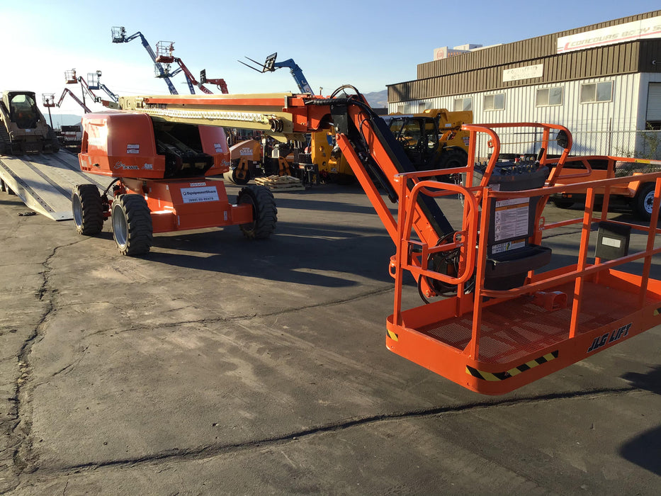 2020 JLG 660SJ