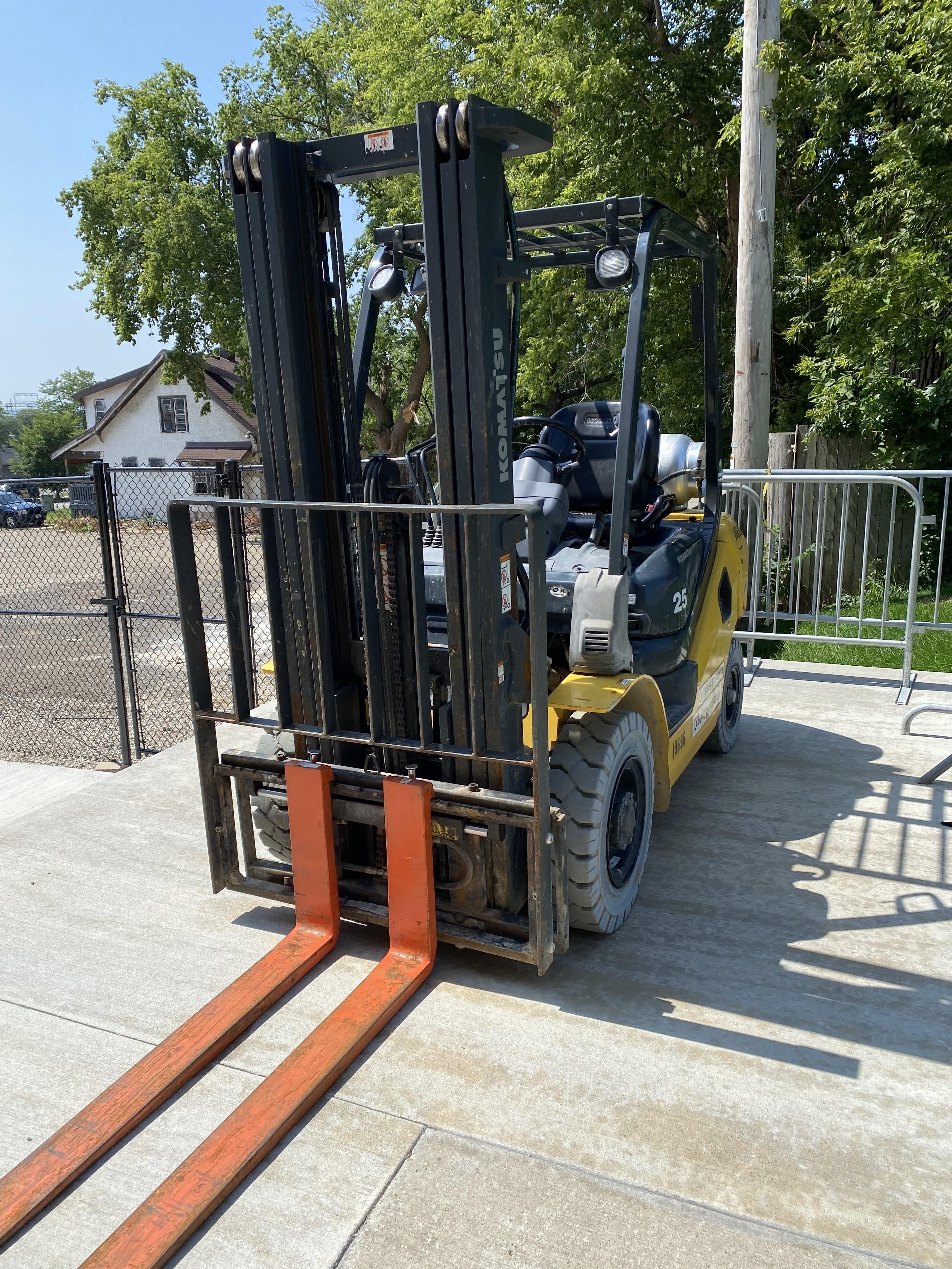 2018 KOMATSU FG25HT-16