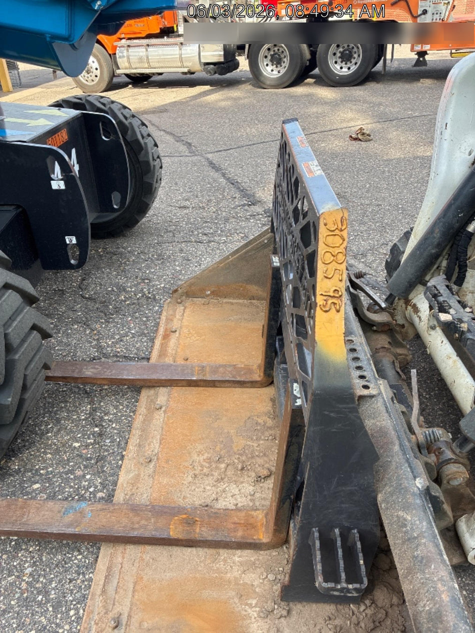 2023 PALADIN 48" Pallet Forks - Paladin