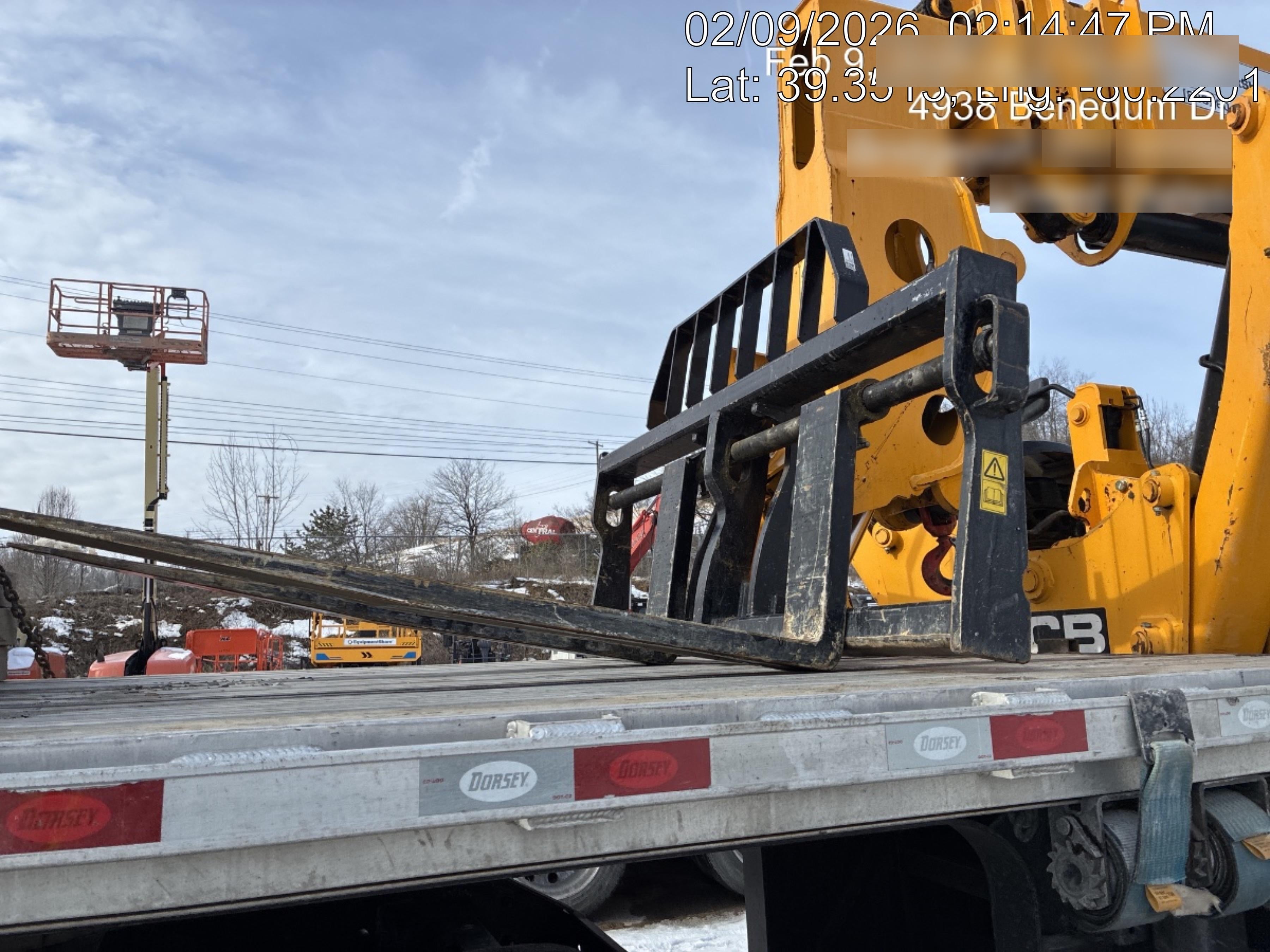 2020 JCB 512-56 Cab/Heat/Air, 109Hp, Solid Tires, Work Lights, Beacon, Aux Hydraulics, Back up Alarm, Lifting Eye, ES Decals