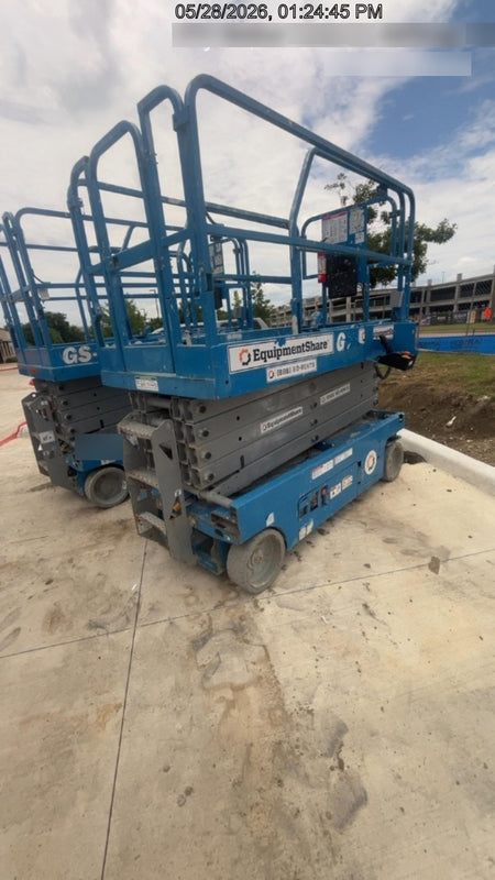 2017 GENIE GS-3246