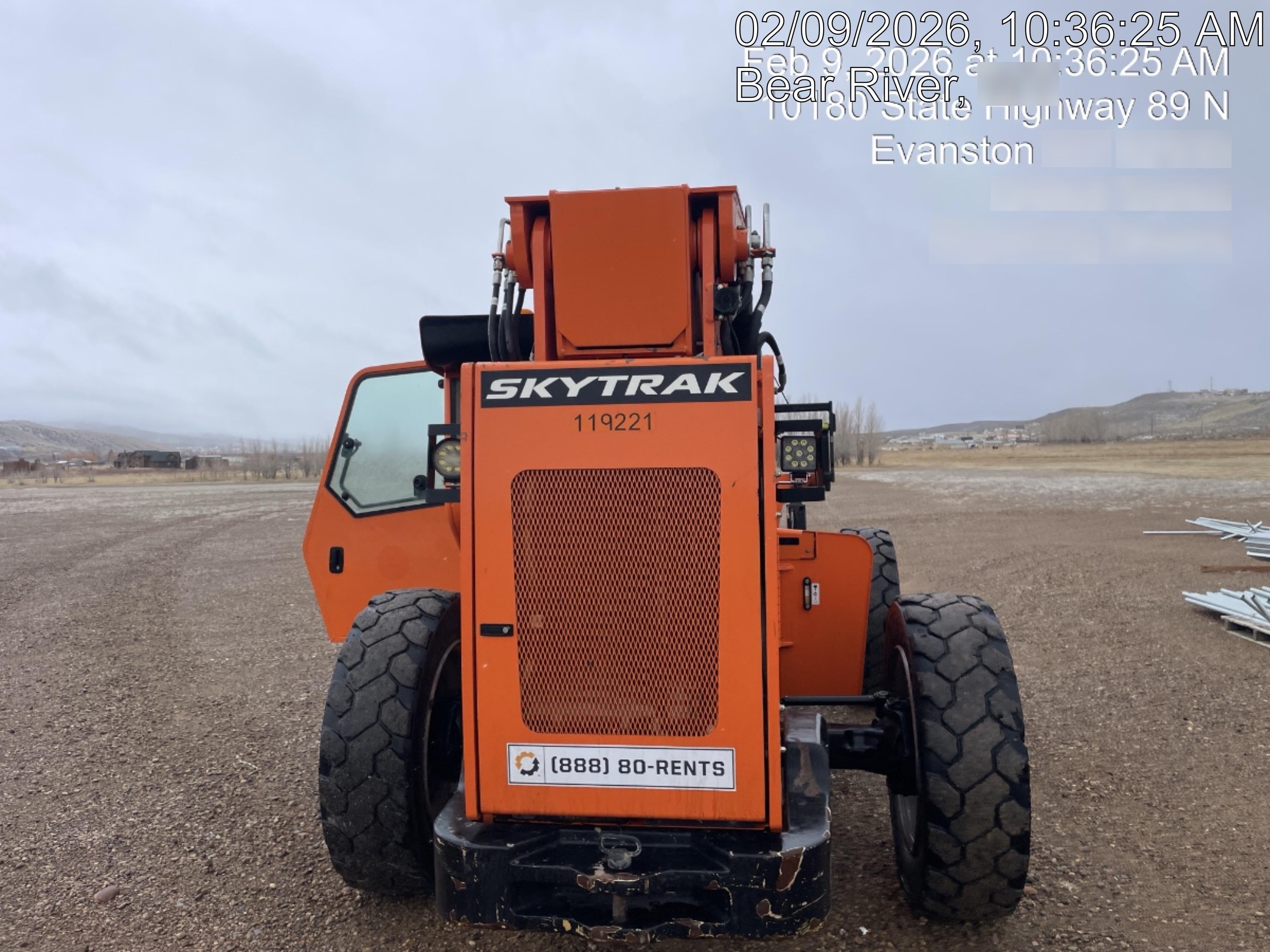 2020 SKYTRAK 8042