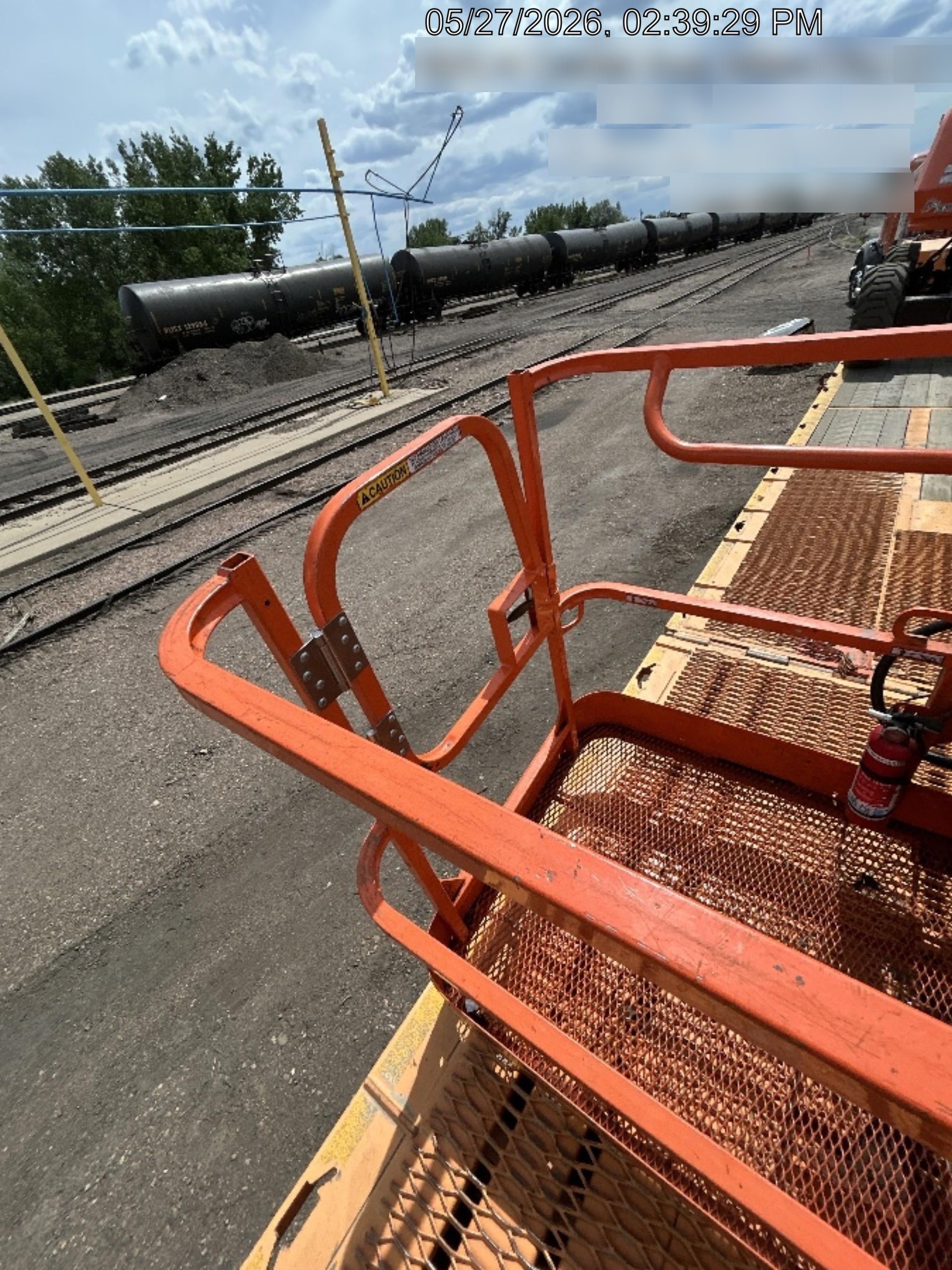 2025 JLG 660SJ