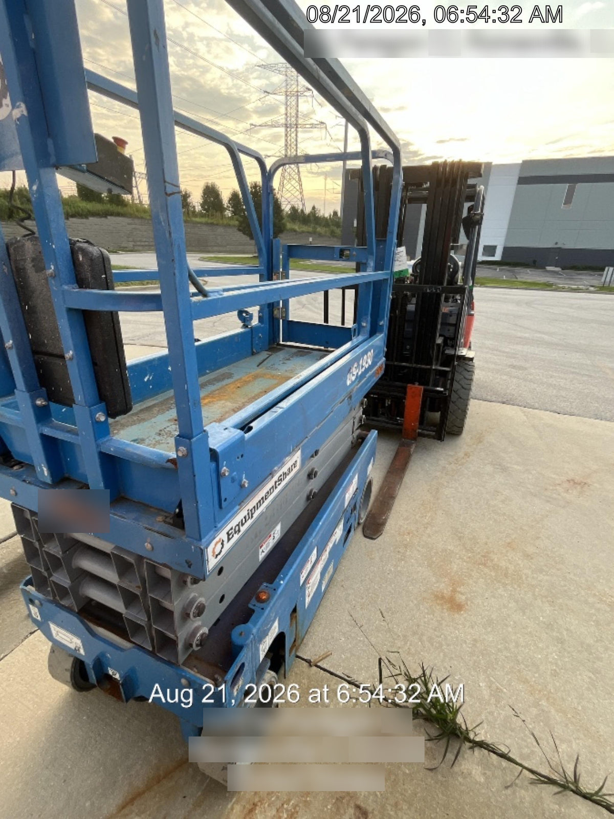 2020 Genie GS-1930 Solid Non Marking Tires, Beacon, Folding rails with half height swing gate