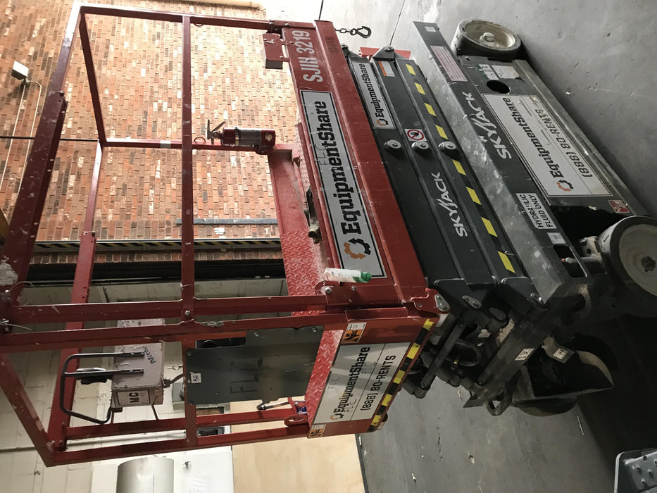 2019 Skyjack SJIII-3219 Standard Options, Trojan Batteries