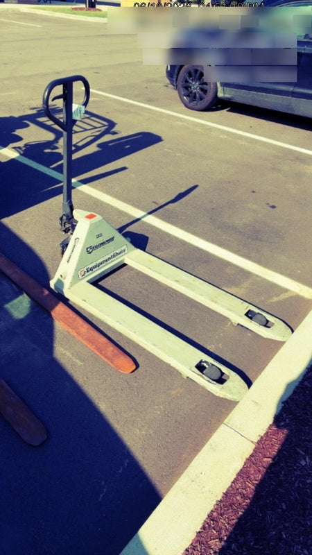 2023 STRONGWAY 4400 lb Pallet Jack