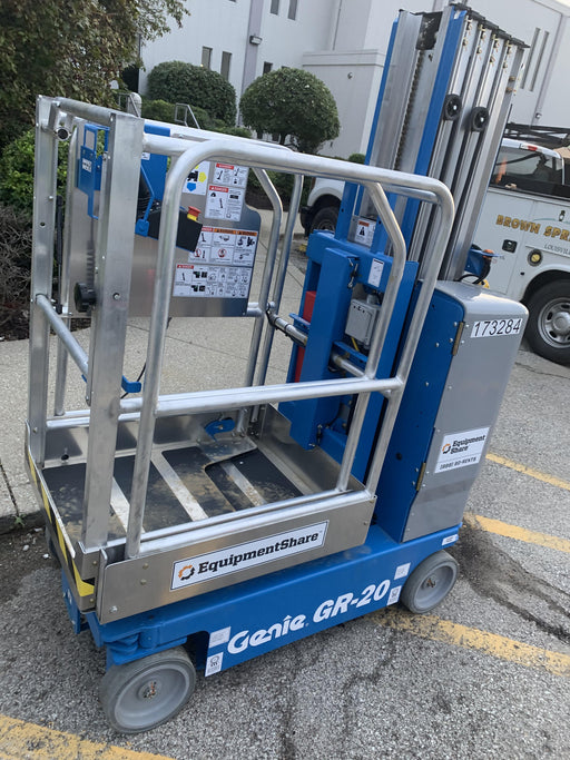 2021 GENIE GR-20