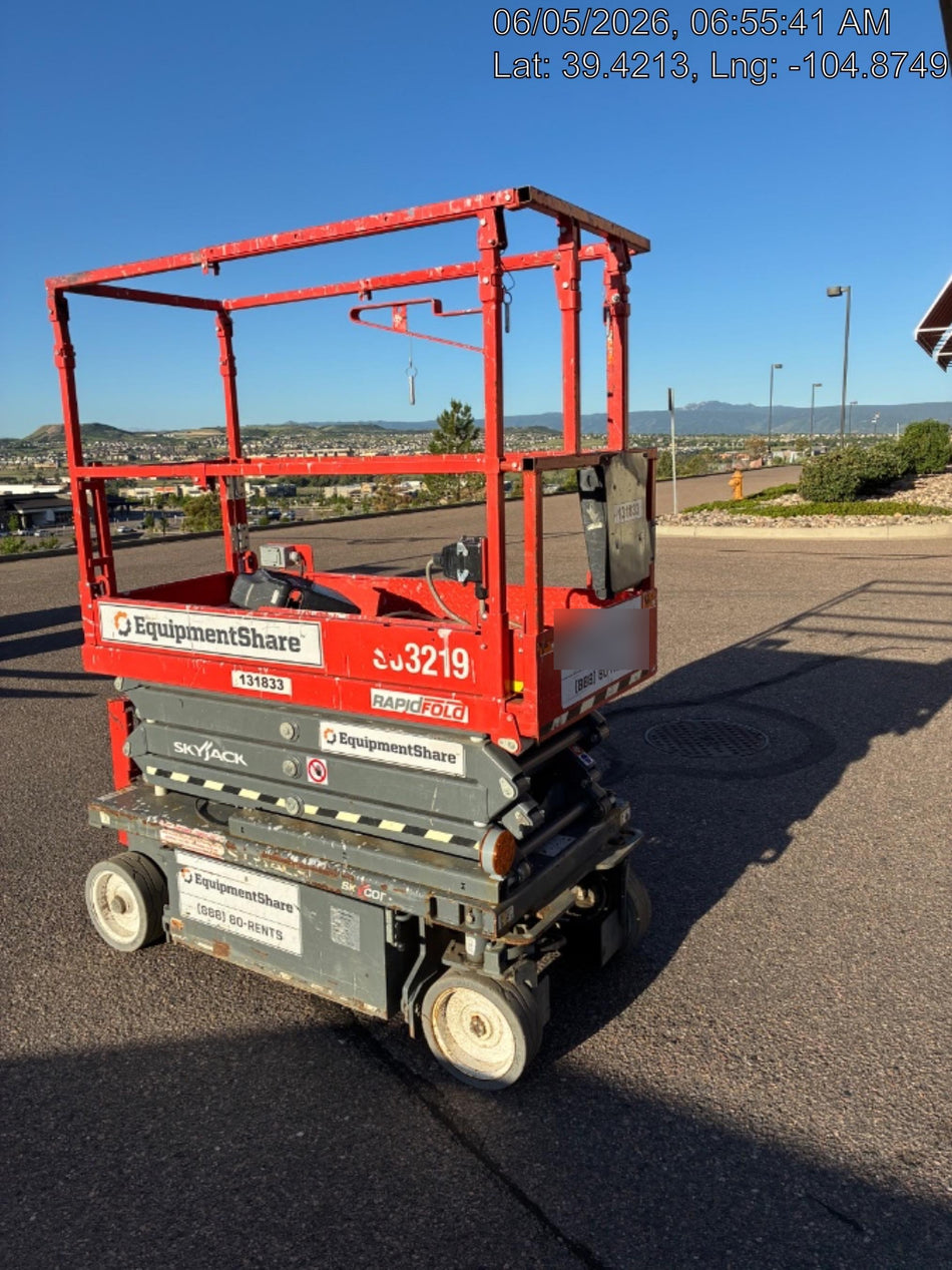2021 SKYJACK SJ3219