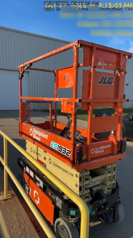2022 JLG ES1932