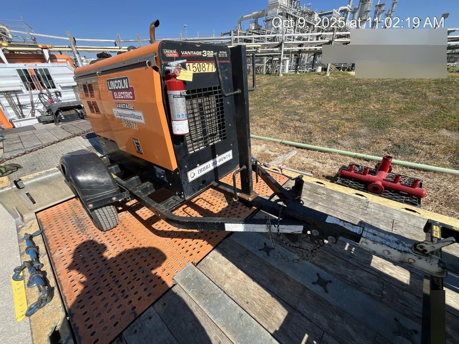 2021 Lincoln Electric Vantage 322 Vantage 322 Ready Pak 3 w/ Telematics & Decals, ORANGE (includes trailer, cable rack, fender light kit)