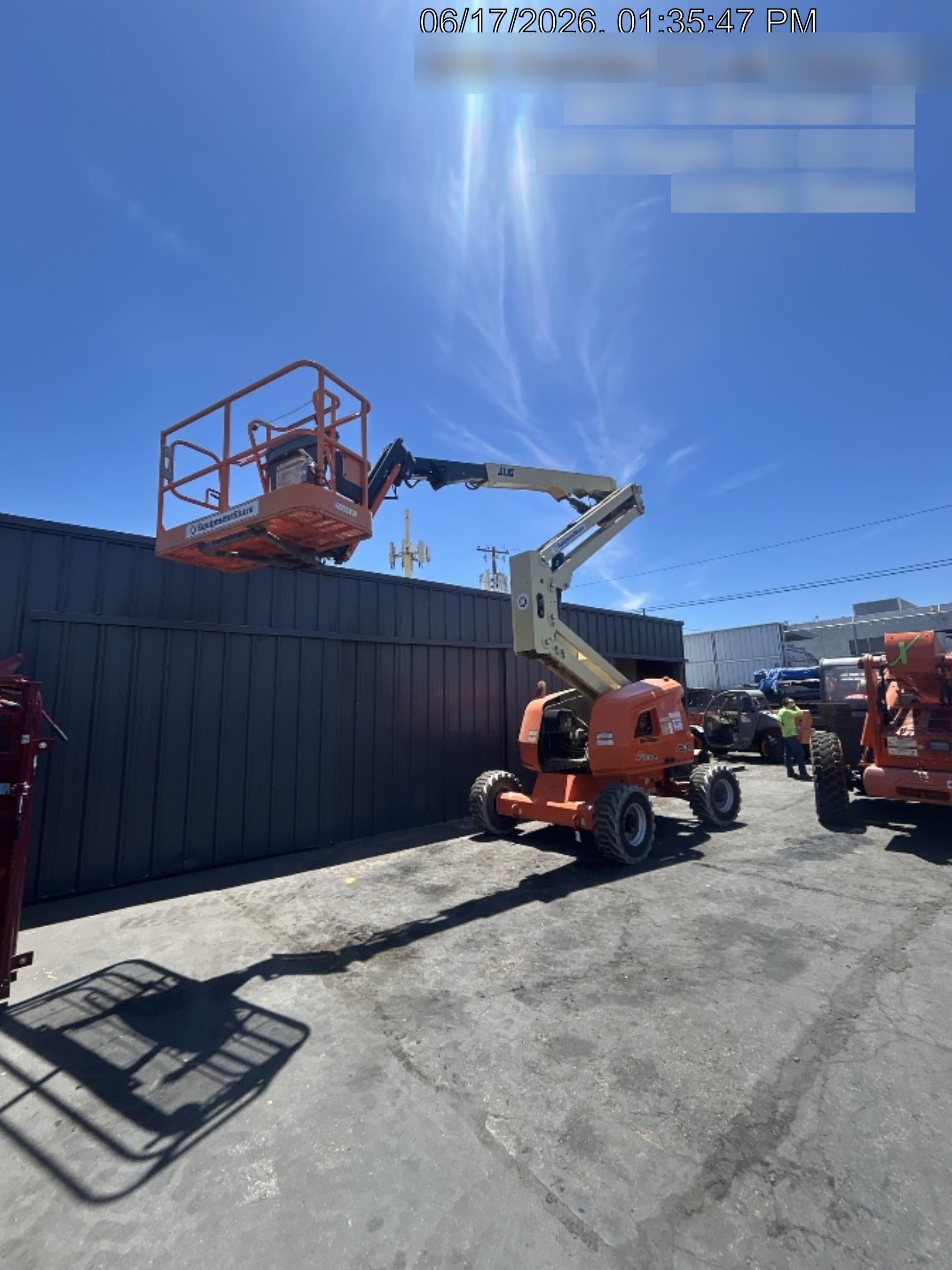 2019 JLG 450AJ