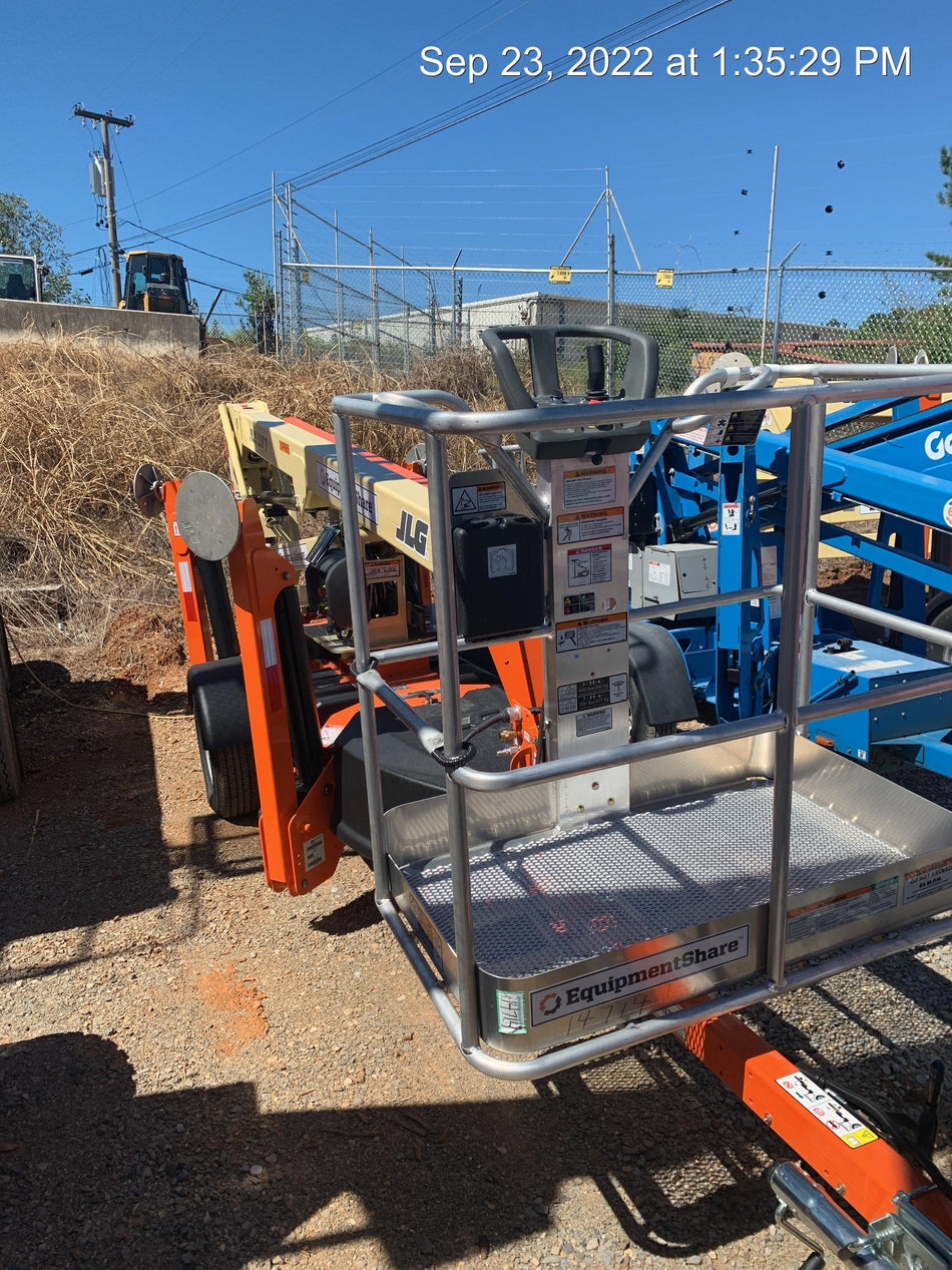 2022 JLG T350