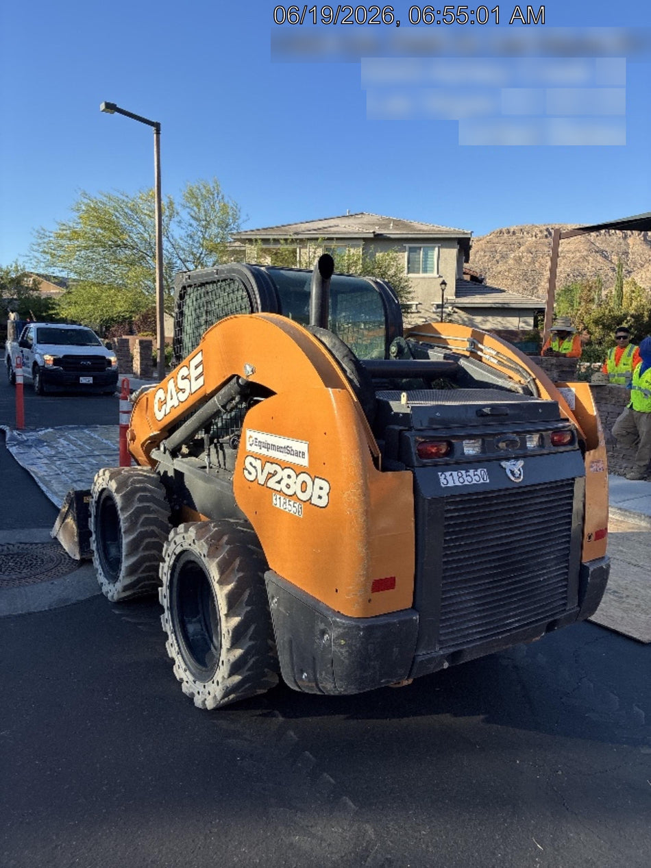 2023 CASE SV280