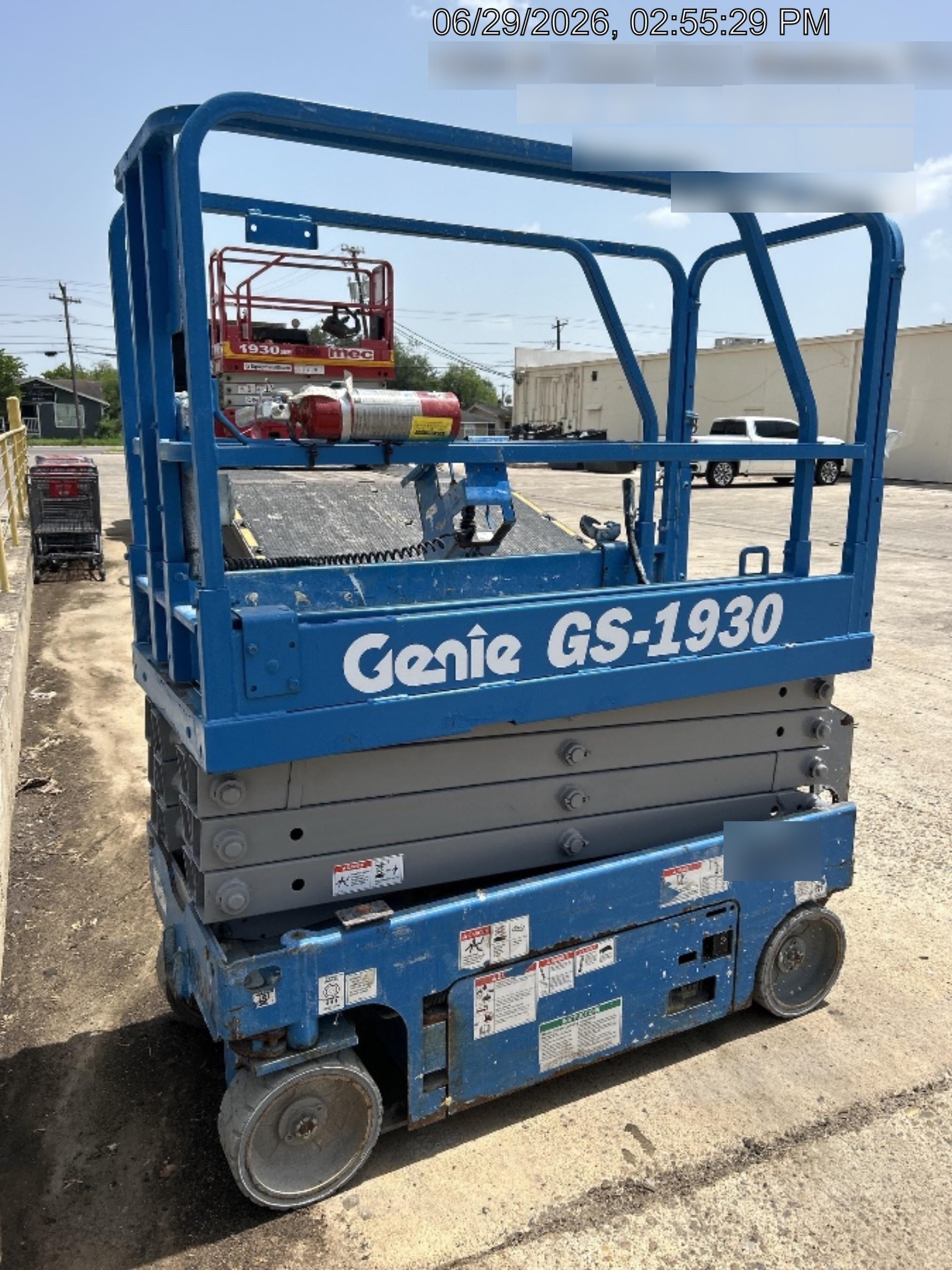2019 Genie GS-1930 Fixed rails with chain Entry