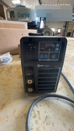 2025 MILLER ELECTRIC CST-282