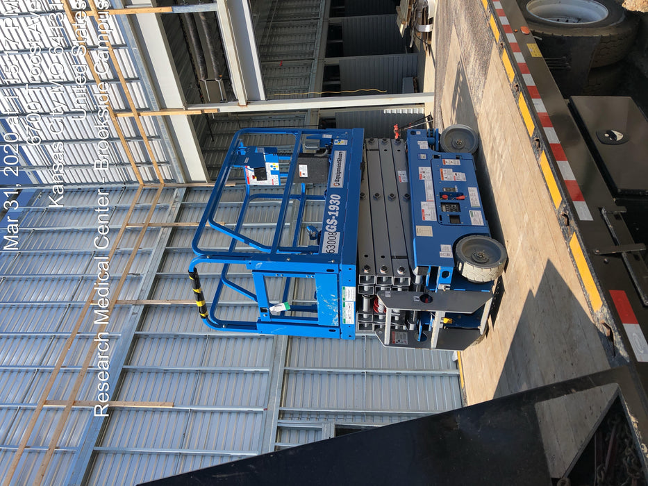 2020 Genie GS-1930 Solid Non Marking Tires, Beacon, Folding rails with half height swing gate