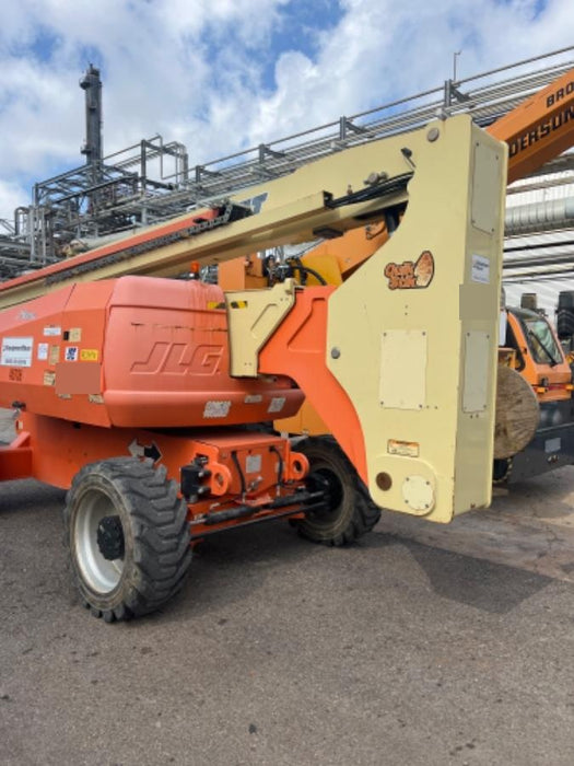 2019 JLG 800AJ