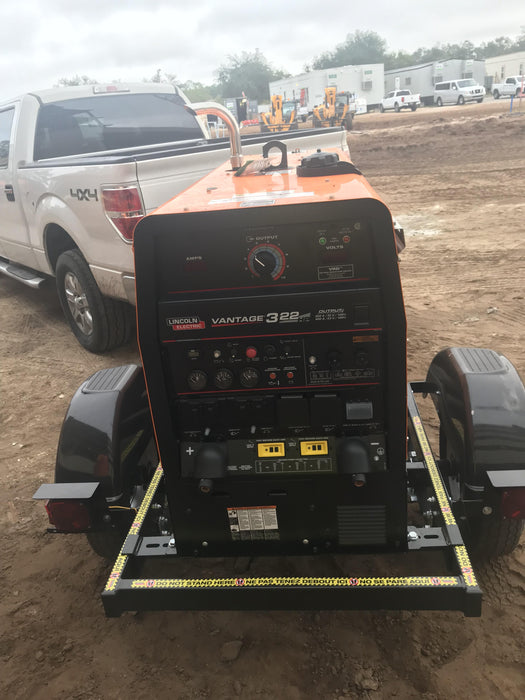 2021 Lincoln Electric Vantage 322 Vantage 322 Ready Pak 3 w/ Decals, ORANGE (includes trailer, cable rack, fender light kit) NO Telematics