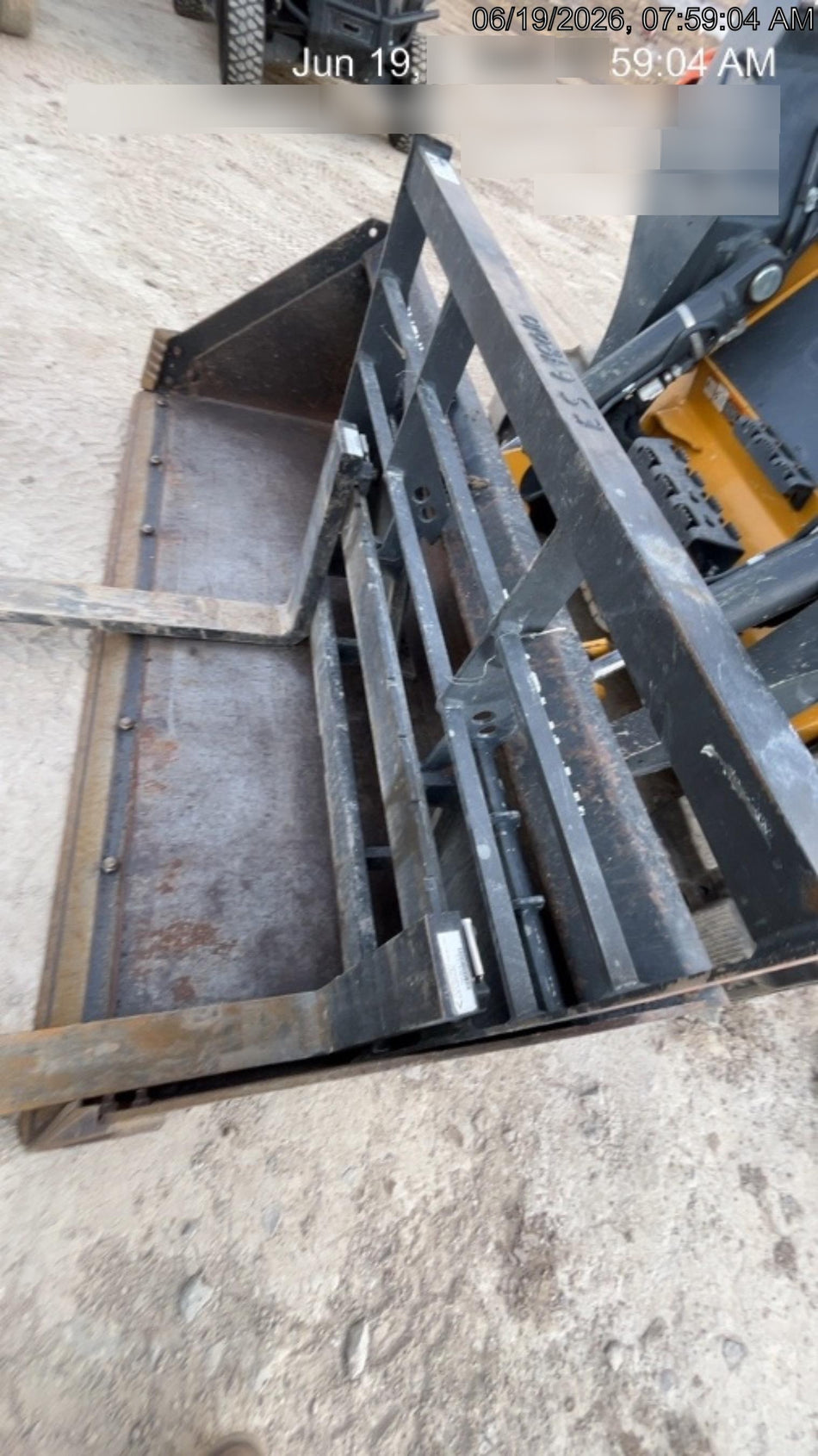2026 ARROW MATERIAL HANDLING 72" Pallet Forks - Arrow