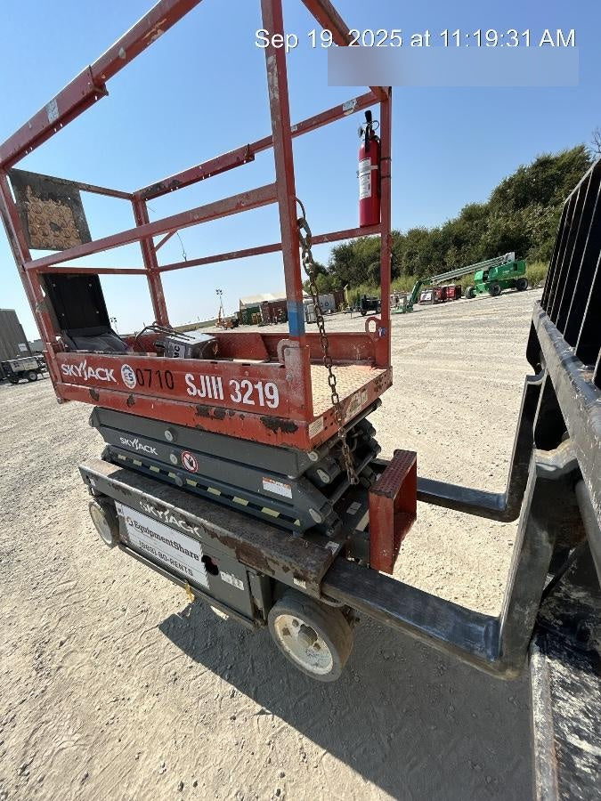 2016 SKYJACK SJIII-3219