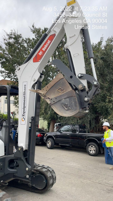 2021 DOOSAN 30" Bucket - Doosan