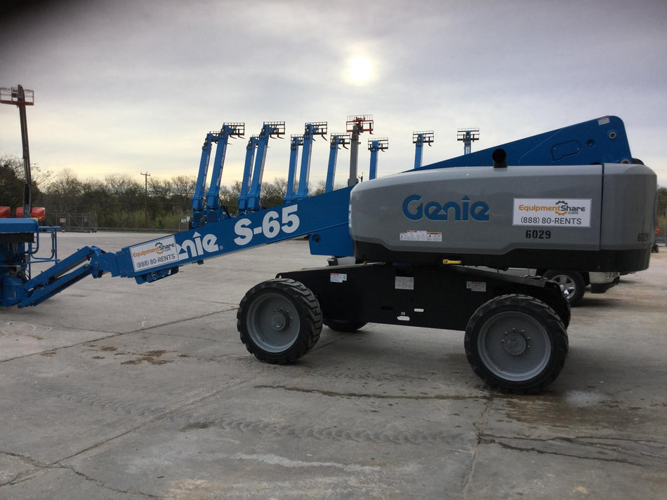 2017 GENIE S-65