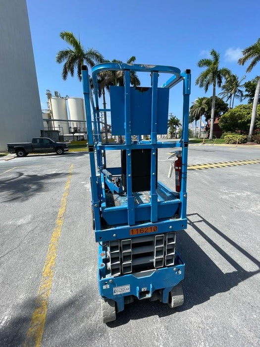 2020 Genie GS-1930 Solid Non Marking Tires, Beacon, Folding rails with half height swing gate