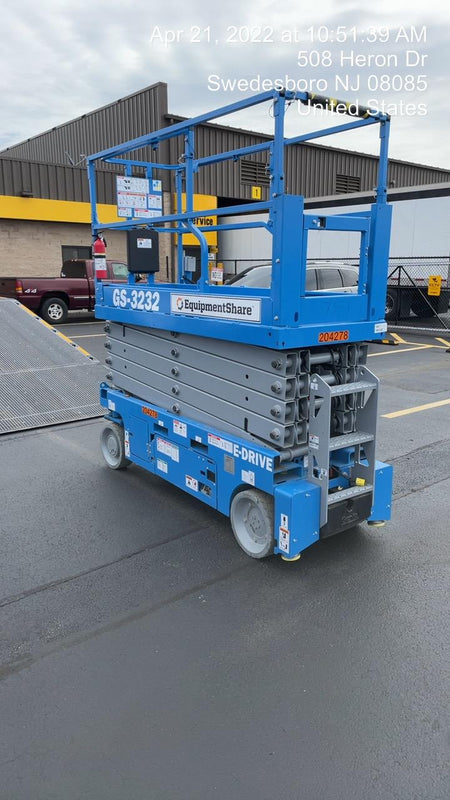 2022 GENIE GS-3232
