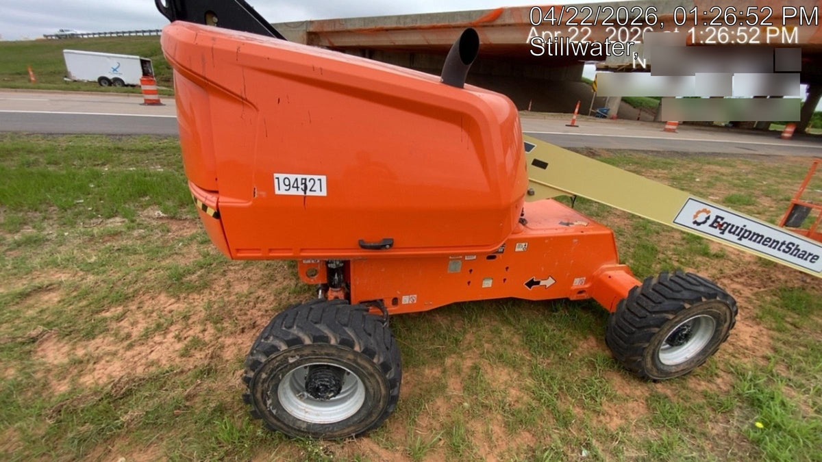 2021 JLG 400S