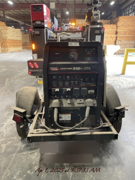 2019 Lincoln Electric Vantage 322 Welder Ready-Pak 3, Two wheel trailer, Fender and Light kit, Cable Rack