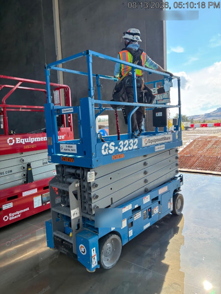 2023 GENIE GS-3232
