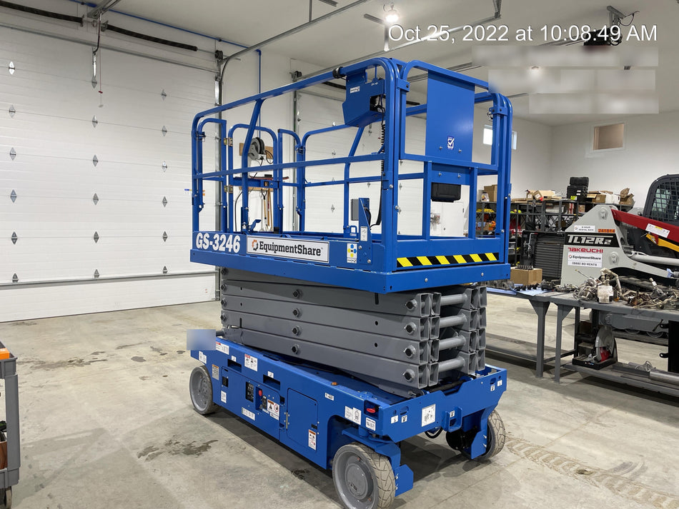 2022 GENIE GS-3246