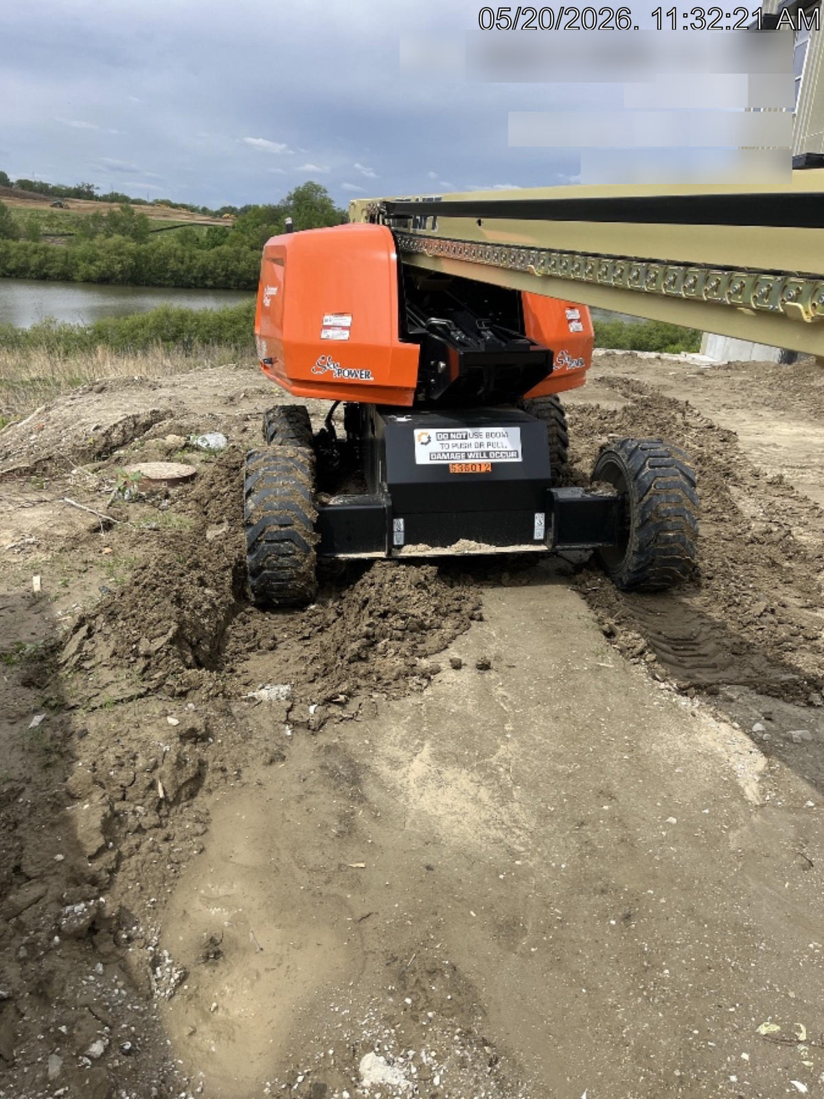 2025 JLG 660SJ