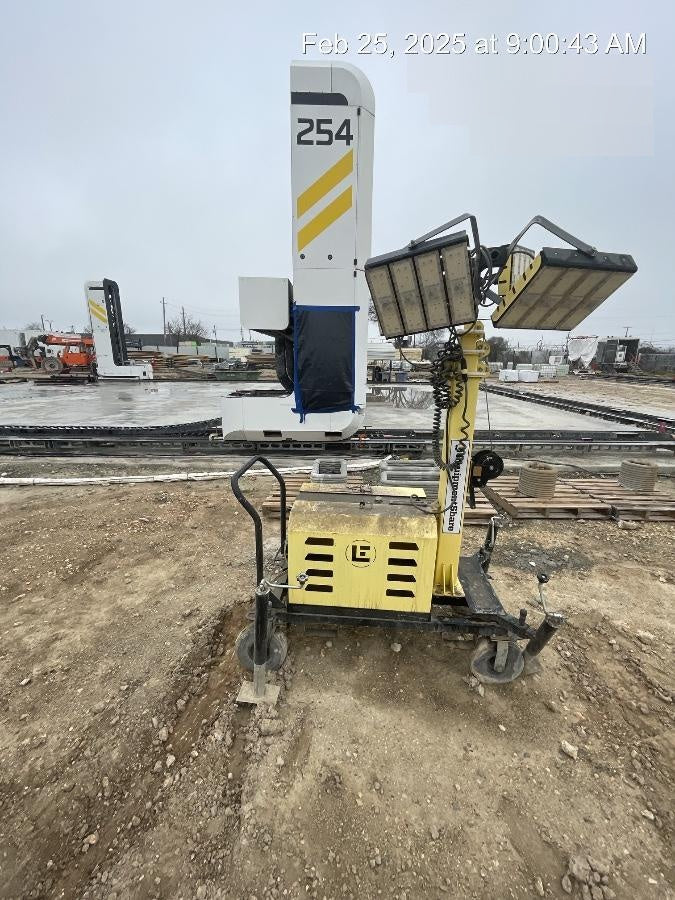2021 LIND EQUIPMENT LE978LEDV-T4B