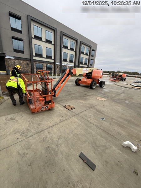 2019 JLG 660SJ