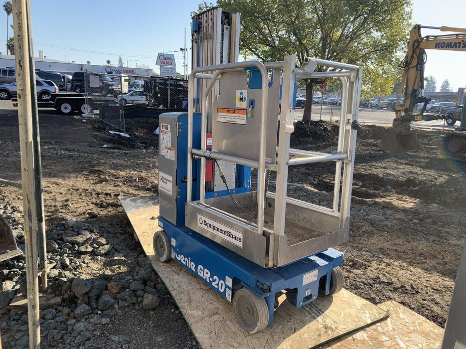 2019 GENIE GR-20