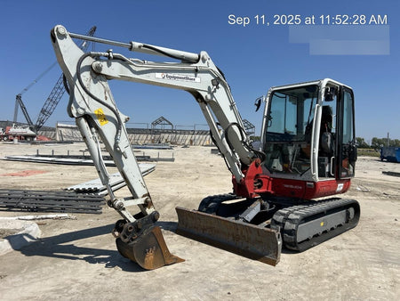 2024 TAKEUCHI TB250-2CR