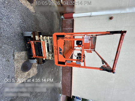 2023 JLG ES1932
