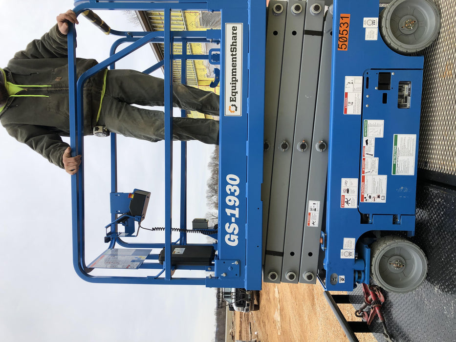 2019 Genie GS-1930 Fixed Rails with Chain Entry