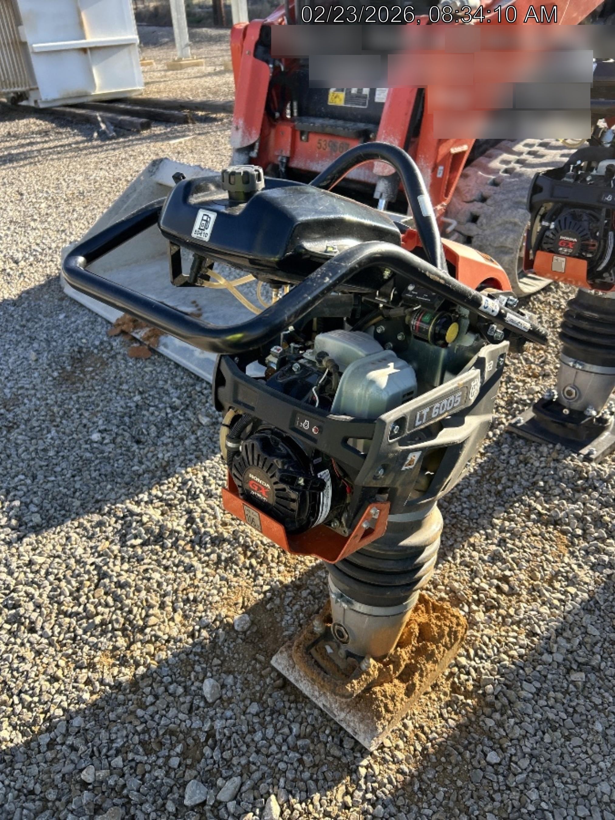 2025 HUSQVARNA LT6005