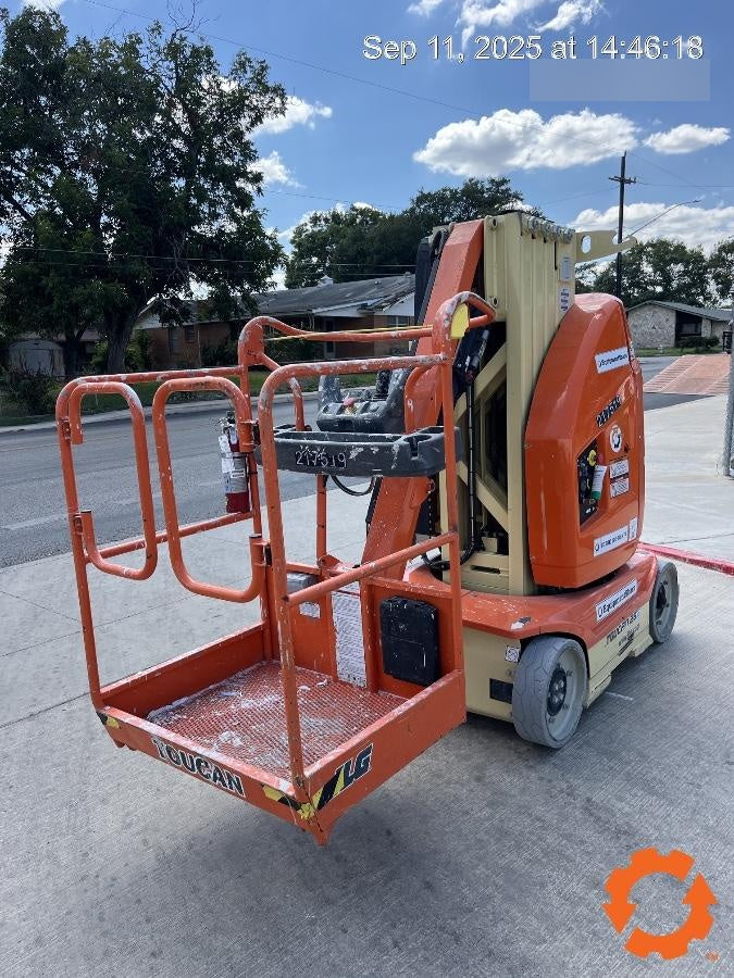 2022 JLG 26E