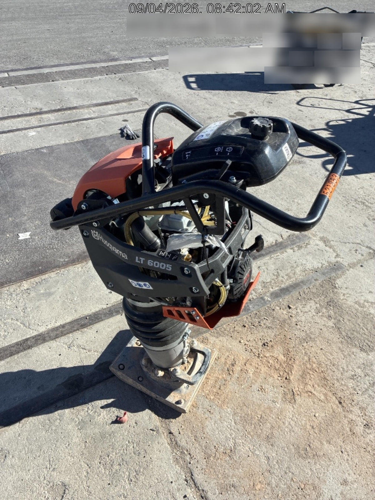 2025 HUSQVARNA LT6005