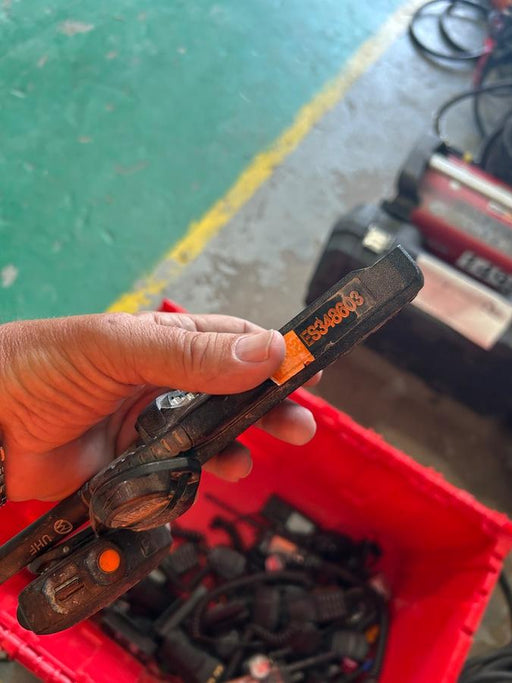 2023 MOTOROLA R7 DISPLAY