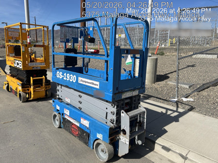 2019 Genie GS-1930 Half Height Swing Gate, 800W Inverter