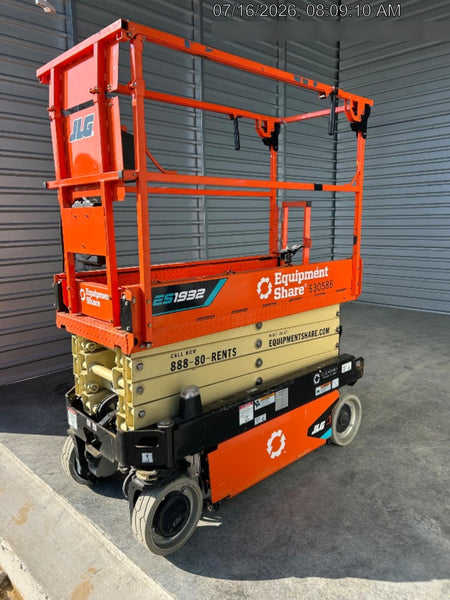 2025 JLG ES1932