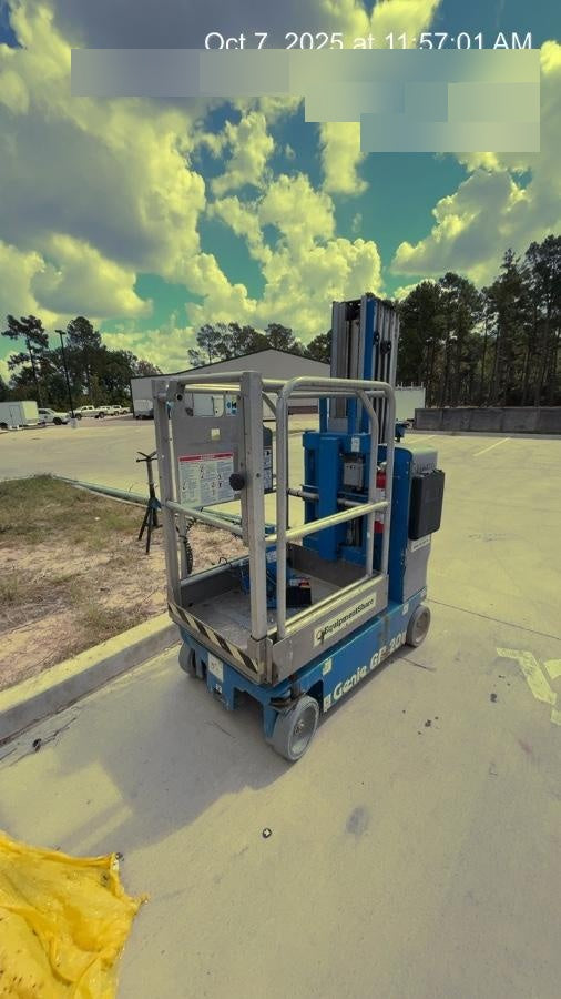 2020 GENIE GR-20